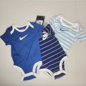 Nike Baby Bodysuits Onesies 3-Pack, Blues 6 Months